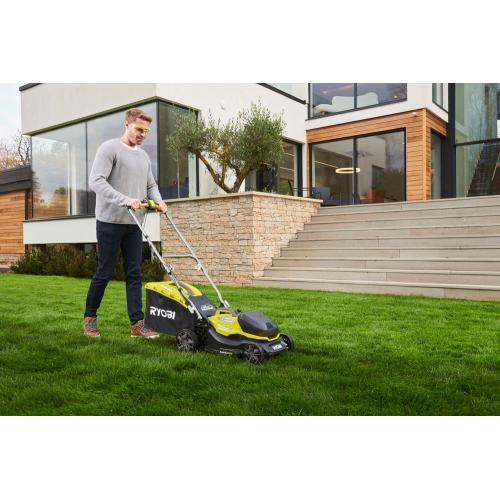 ONE + / Газонокосилка RYOBI RY18LMX37A-150